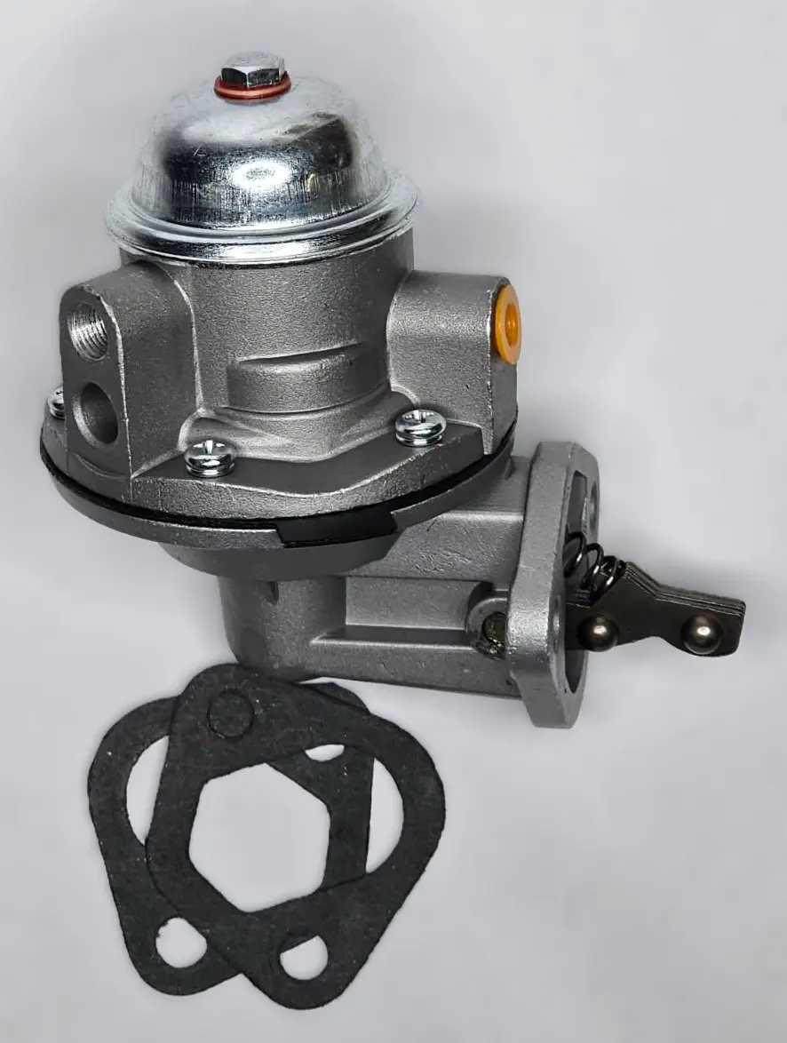 Wisconsin 4 Cylinder Fuel Pump - Image 2