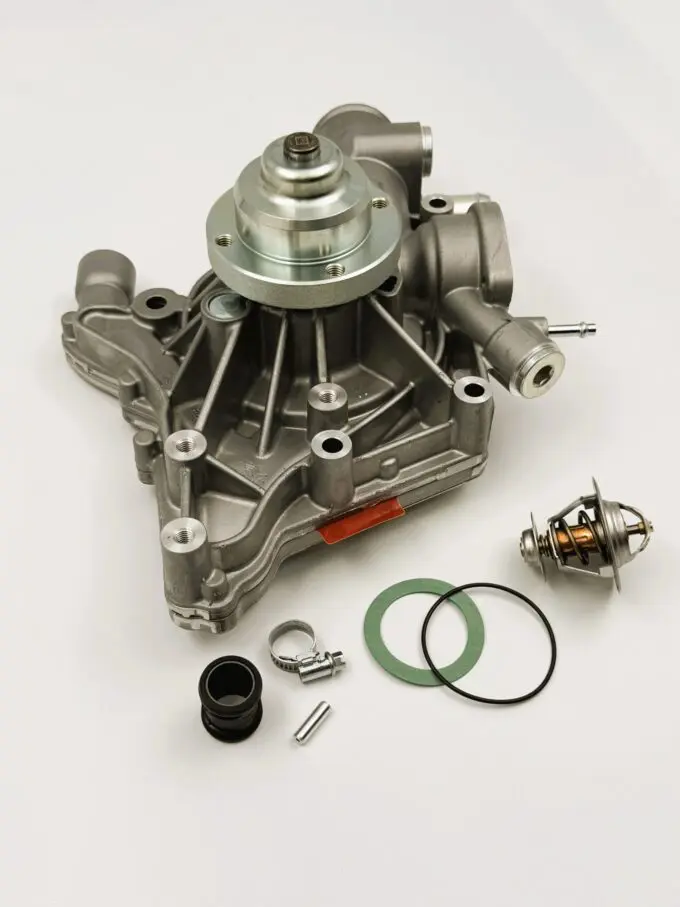 Deutz 2.9L04 Aluminum Water Pump Kit