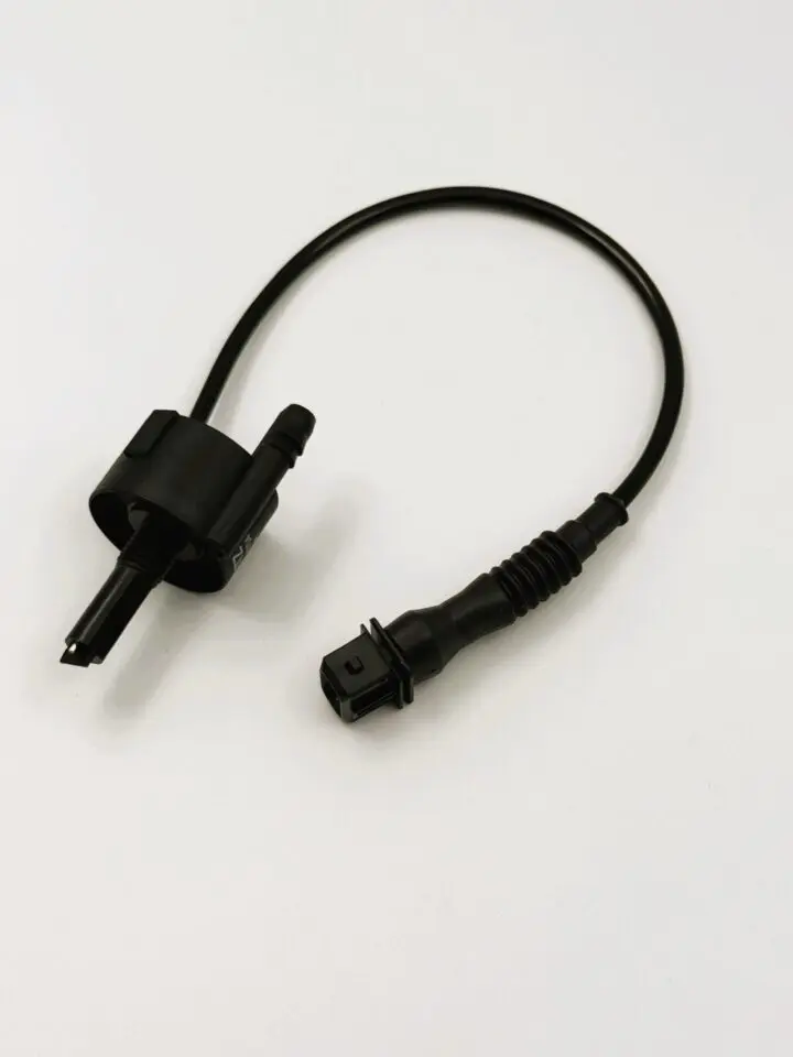 Fuel Water Sensor for Deutz 2.2, 2.9, 3.6, 4.1, 6.1 and 7.8 Engines