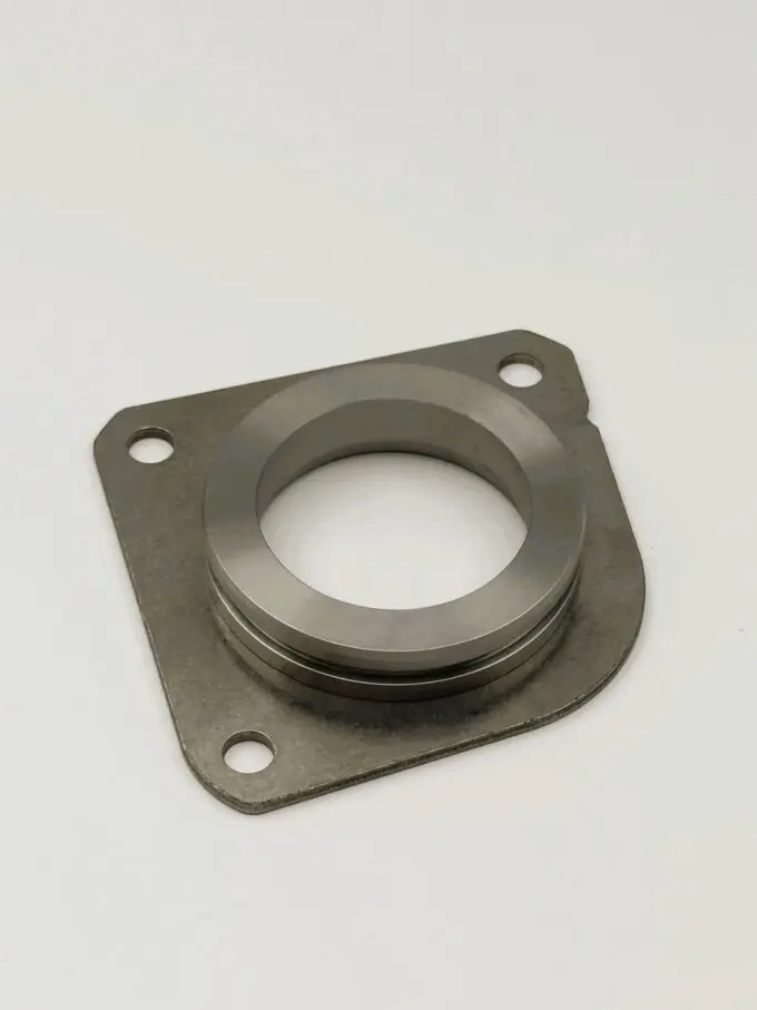 Injection Pump Distance Piece for Deutz 2.9 & 3.6 Engines