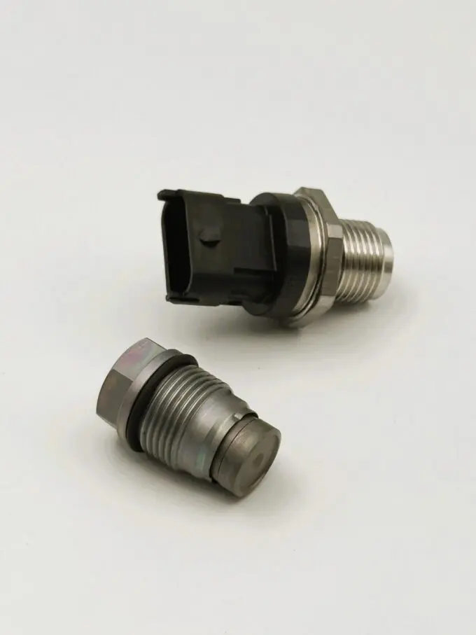 Pressure Relief Valve & Rail Pressure Sensor Kit for Deutz 2.2, 2.9 & 3.6 Engines