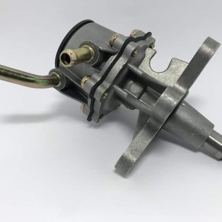Deutz 1011F Series Fuel Pump - Image 2