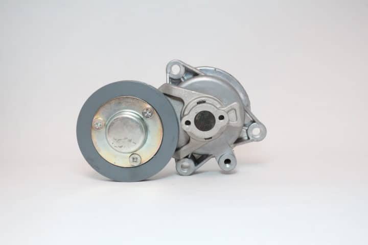 Deutz 912 / 913 Idler Pulley (single)