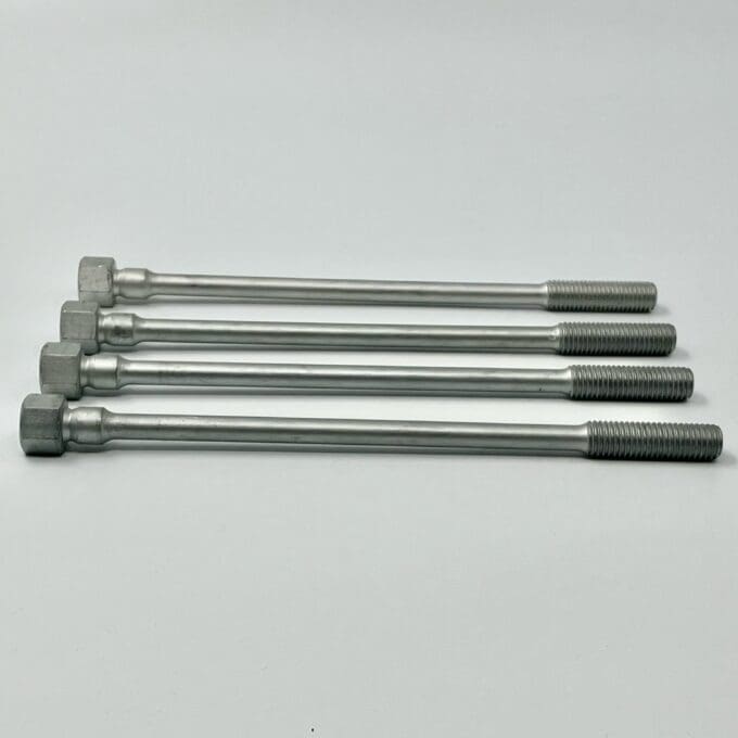 Deutz 912 / 913 Cylinder Head Bolts