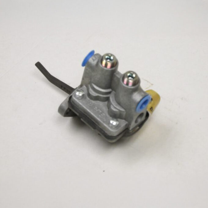 Wisconsin 2 Cylinder Fuel Pump