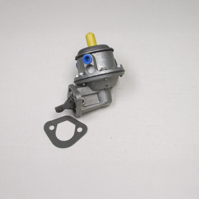 Wisconsin 4 Cylinder Fuel Pump